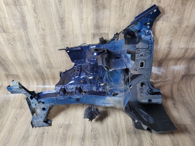 bontott SUZUKI SX4 S-Cross II Jobb első Negyed Karosszéria Csomag