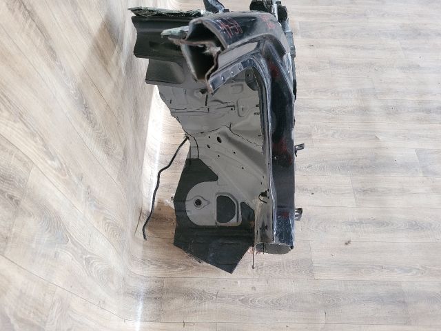 bontott SUZUKI SX4 S-Cross II Jobb első Negyed Karosszéria Csomag