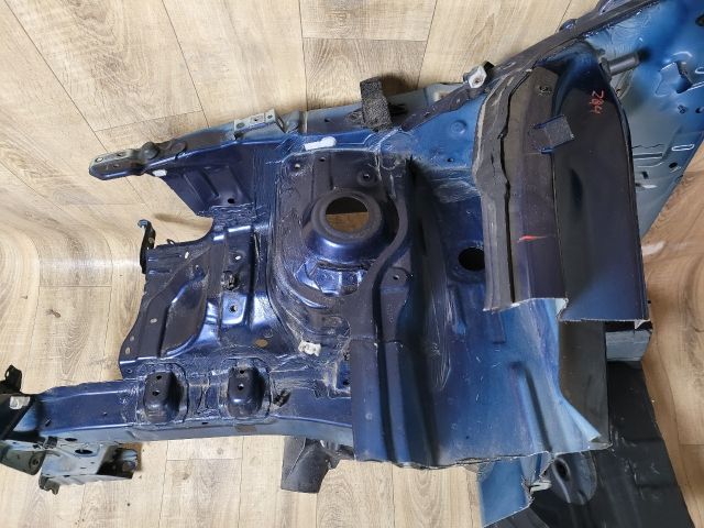 bontott SUZUKI SX4 S-Cross II Jobb első Negyed Karosszéria Csomag