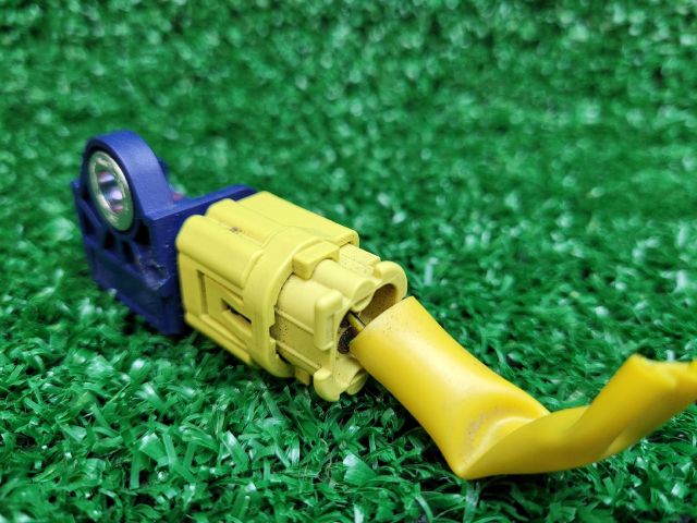 bontott SUZUKI SX4 S-Cross II Jobb első Oldal Ütközés Érzékelő