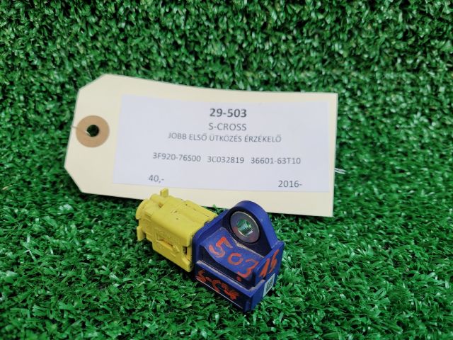 bontott SUZUKI SX4 S-Cross II Jobb első Oldal Ütközés Érzékelő