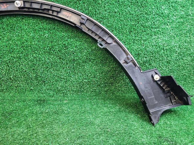 bontott SUZUKI SX4 S-Cross II Jobb első Sárvédő Szélesítő