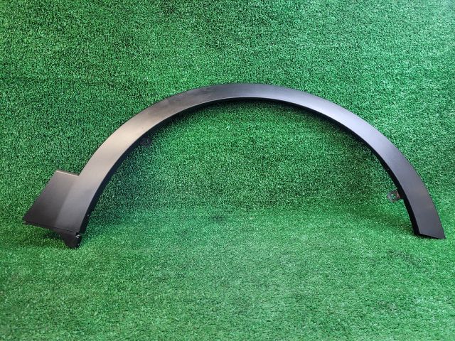 bontott SUZUKI SX4 S-Cross II Jobb első Sárvédő Szélesítő