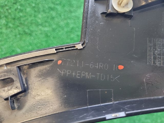 bontott SUZUKI SX4 S-Cross II Jobb első Sárvédő Szélesítő