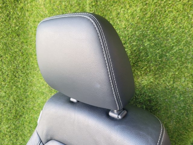 bontott SUZUKI SX4 S-Cross II Jobb első Ülés