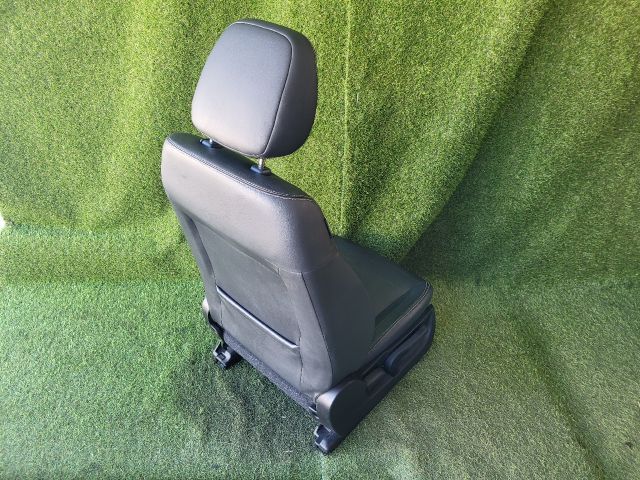 bontott SUZUKI SX4 S-Cross II Jobb első Ülés