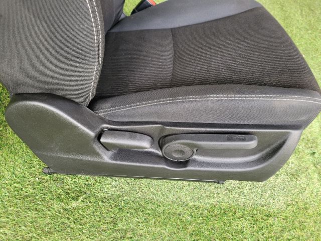 bontott SUZUKI SX4 S-Cross II Jobb első Ülés