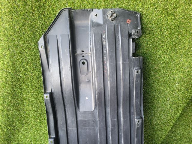 bontott SUZUKI SX4 S-Cross II Jobb Fenéklemez