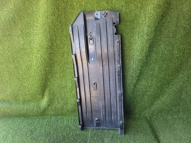 bontott SUZUKI SX4 S-Cross II Jobb Fenéklemez