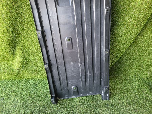 bontott SUZUKI SX4 S-Cross II Jobb Fenéklemez