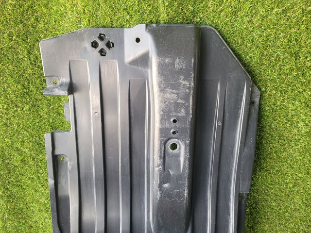 bontott SUZUKI SX4 S-Cross II Jobb Fenéklemez