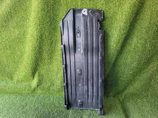 bontott SUZUKI SX4 S-Cross II Jobb Fenéklemez