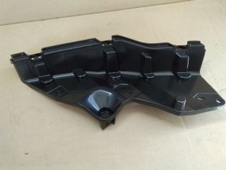 bontott SUZUKI SX4 S-Cross II Jobb Fényszóró Tartó