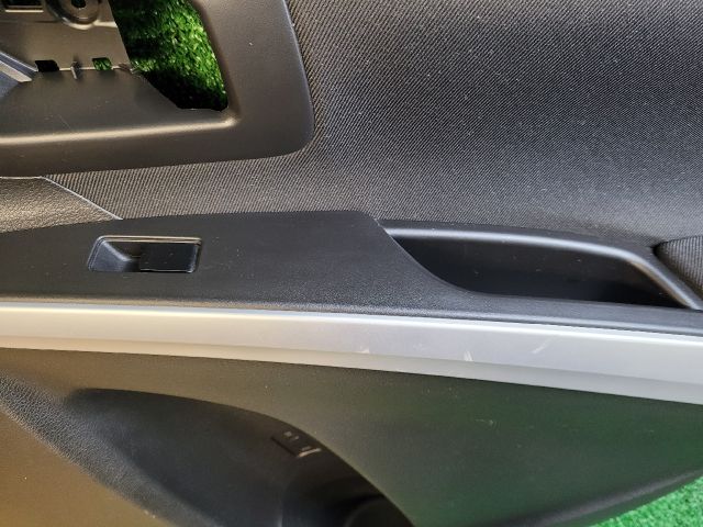 bontott SUZUKI SX4 S-Cross II Jobb hátsó Ajtó Kárpit