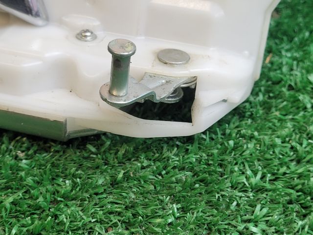 bontott SUZUKI SX4 S-Cross II Jobb hátsó Ajtózár