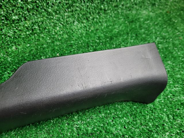 bontott SUZUKI SX4 S-Cross II Jobb hátsó Belső Küszöb Burkolat