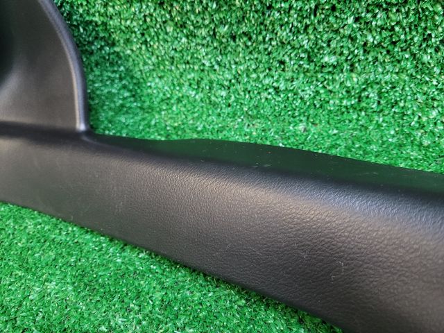 bontott SUZUKI SX4 S-Cross II Jobb hátsó Belső Küszöb Burkolat