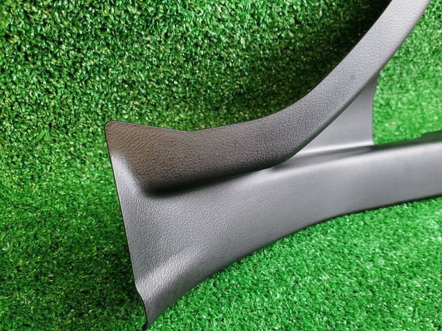 bontott SUZUKI SX4 S-Cross II Jobb hátsó Belső Küszöb Burkolat