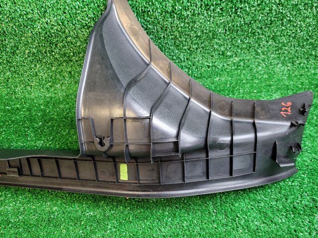 bontott SUZUKI SX4 S-Cross II Jobb hátsó Belső Küszöb Burkolat