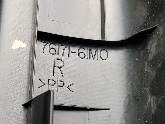 bontott SUZUKI SX4 S-Cross II Jobb hátsó Belső Küszöb Burkolat