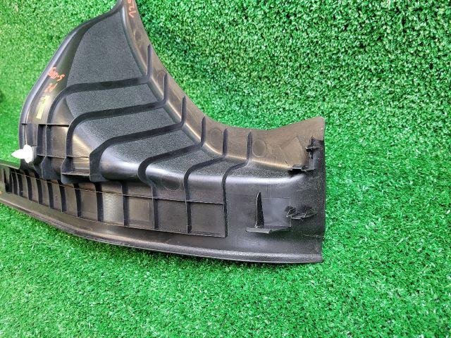 bontott SUZUKI SX4 S-Cross II Jobb hátsó Belső Küszöb Burkolat