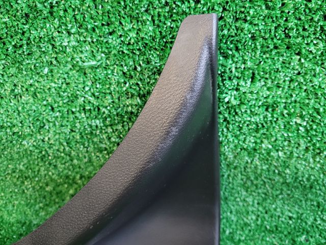 bontott SUZUKI SX4 S-Cross II Jobb hátsó Belső Küszöb Burkolat