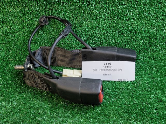 bontott SUZUKI SX4 S-Cross II Jobb hátsó Biztonsági Öv Csat