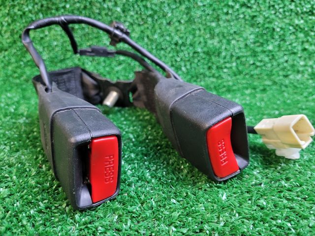 bontott SUZUKI SX4 S-Cross II Jobb hátsó Biztonsági Öv Csat