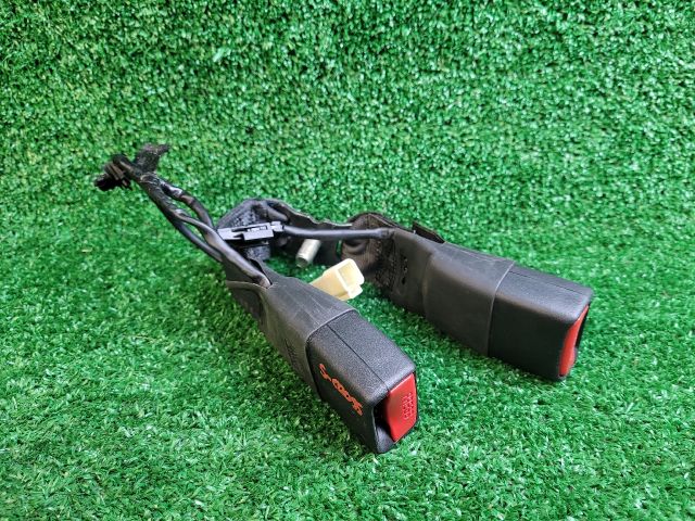 bontott SUZUKI SX4 S-Cross II Jobb hátsó Biztonsági Öv Csat