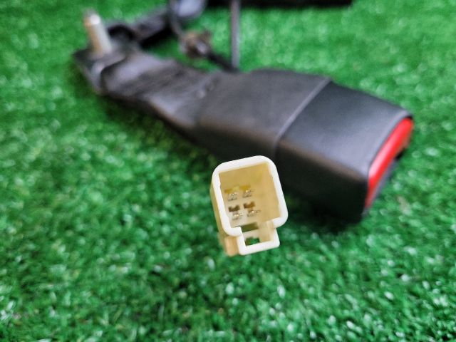 bontott SUZUKI SX4 S-Cross II Jobb hátsó Biztonsági Öv Csat