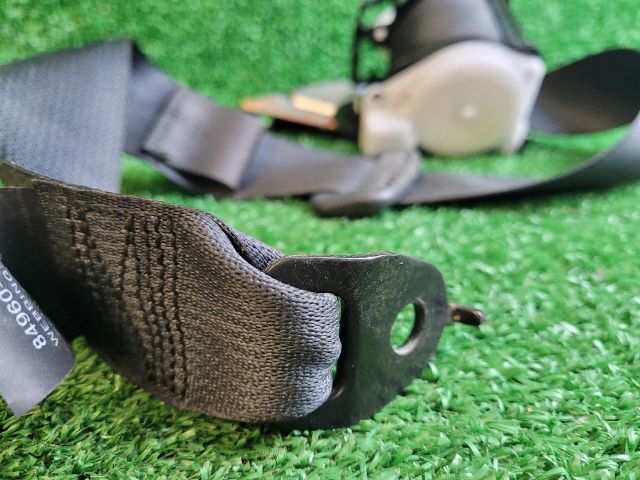 bontott SUZUKI SX4 S-Cross II Jobb hátsó Biztonsági Öv