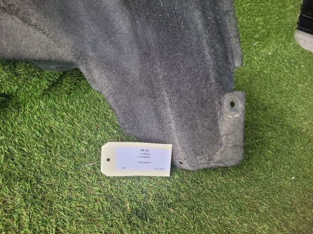 bontott SUZUKI SX4 S-Cross II Jobb hátsó Dobbetét (Kerékjárati, Műanyag)