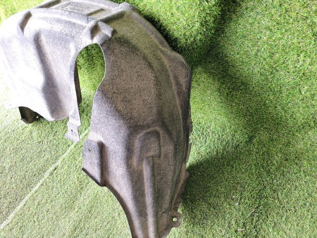 bontott SUZUKI SX4 S-Cross II Jobb hátsó Dobbetét (Kerékjárati, Műanyag)