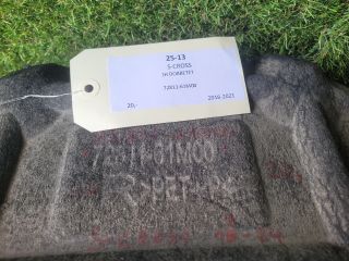 bontott SUZUKI SX4 S-Cross II Jobb hátsó Dobbetét (Kerékjárati, Műanyag)