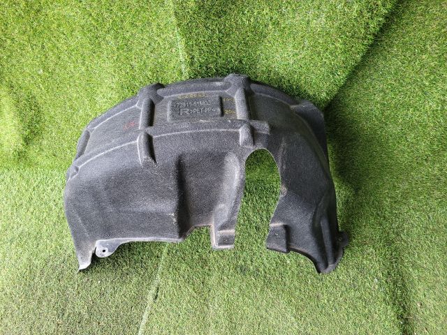 bontott SUZUKI SX4 S-Cross II Jobb hátsó Dobbetét (Kerékjárati, Műanyag)