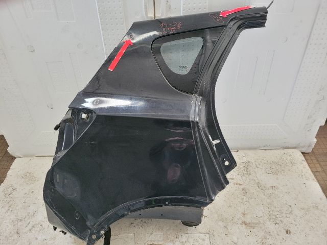 bontott SUZUKI SX4 S-Cross II Jobb hátsó Negyed Karosszéria Csomag