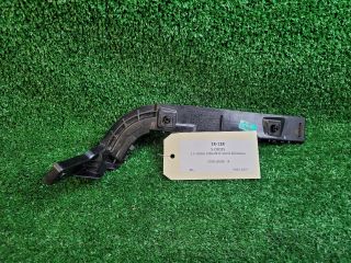 bontott SUZUKI SX4 S-Cross II Jobb hátsó Oldal Lökhárító Tartó (Műanyag)