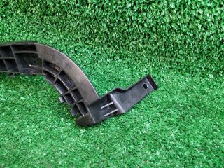 bontott SUZUKI SX4 S-Cross II Jobb hátsó Oldal Lökhárító Tartó (Műanyag)