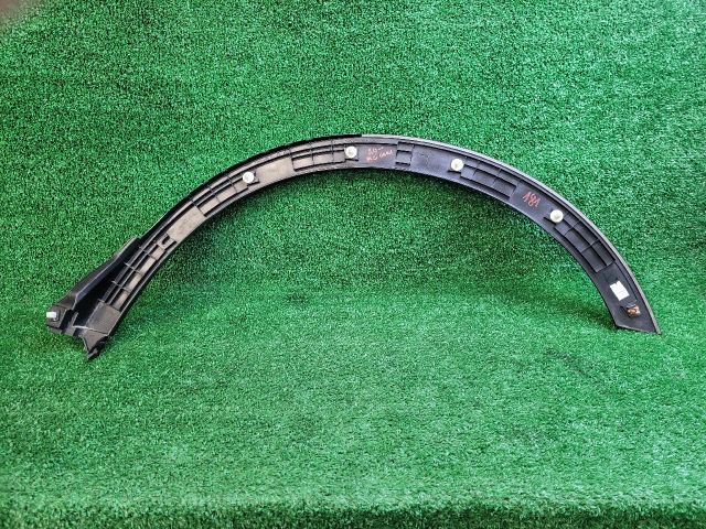 bontott SUZUKI SX4 S-Cross II Jobb hátsó Sárvédő Szélesítő