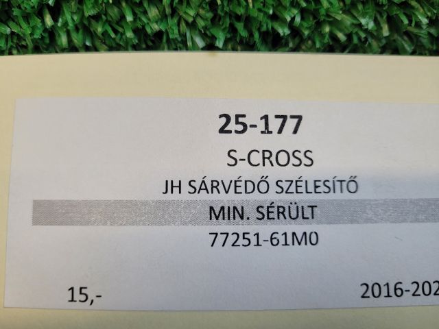 bontott SUZUKI SX4 S-Cross II Jobb hátsó Sárvédő Szélesítő