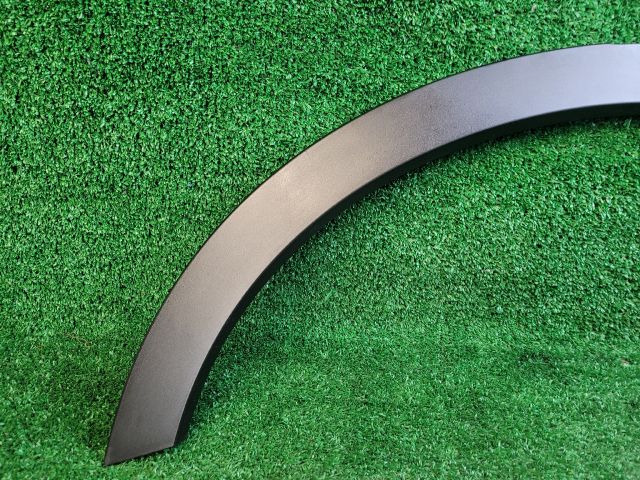 bontott SUZUKI SX4 S-Cross II Jobb hátsó Sárvédő Szélesítő