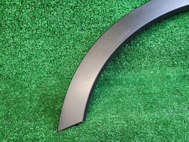 bontott SUZUKI SX4 S-Cross II Jobb hátsó Sárvédő Szélesítő