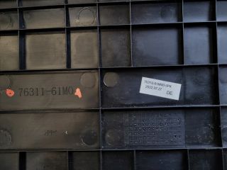 bontott SUZUKI SX4 S-Cross II Jobb hátsó Tároló Rekesz Fedél