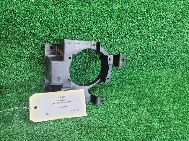 bontott SUZUKI SX4 S-Cross II Jobb Ködfényszóró Tartó