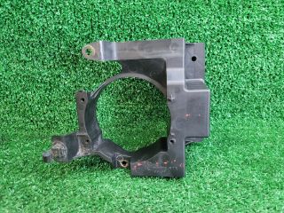 bontott SUZUKI SX4 S-Cross II Jobb Ködfényszóró Tartó