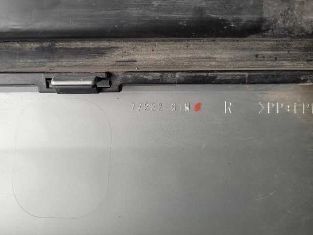 bontott SUZUKI SX4 S-Cross II Jobb Küszöb Légterelő