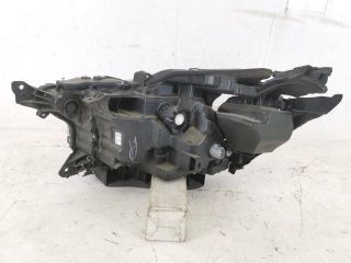 bontott SUZUKI SX4 S-Cross II Jobb Ledes Fényszóró