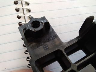 bontott SUZUKI SX4 S-Cross II Jobb Sárvédő Oldaltartó