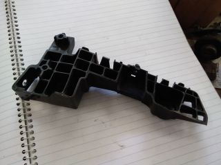 bontott SUZUKI SX4 S-Cross II Jobb Sárvédő Oldaltartó