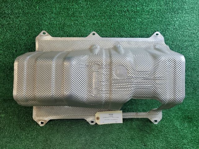 bontott SUZUKI SX4 S-Cross II Középső Kipufogó Dob Hővédő Lemez